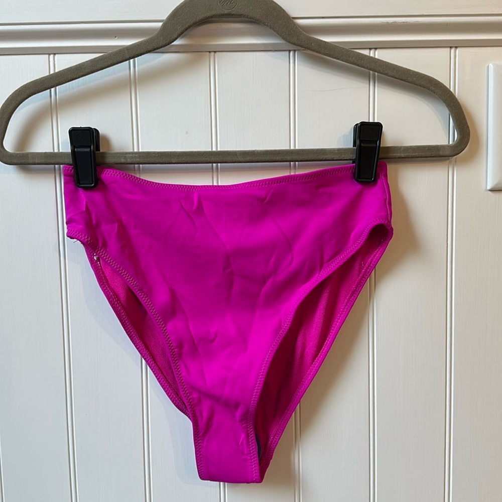 NEW in package Good American good waist compression swim bottom. Size 2 medium